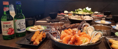TT Hotpot Buffet - Gold Coast Attractions 0