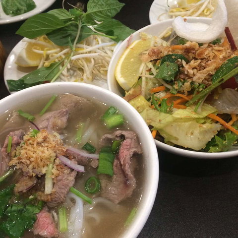Le Hoang Vietnamese Restaurant - Gold Coast Attractions 0