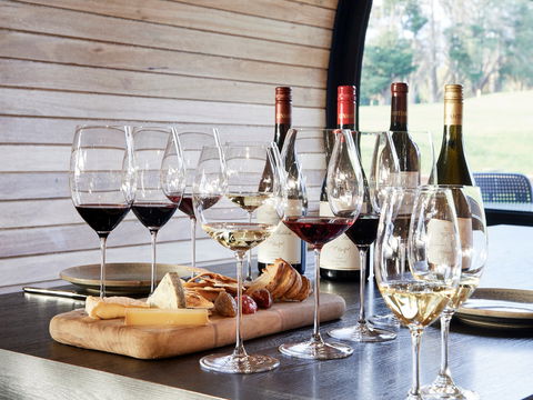 Levantine Hill - Gold Coast Attractions 0