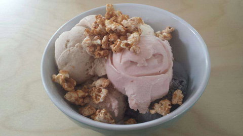 Cracked Pepper - Gold Coast Attractions 0