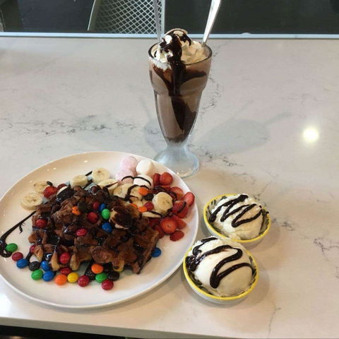 Mickeyccino Tea & Coffee House - Gold Coast Attractions 0