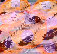 Peppermill Inn - Gold Coast Attractions