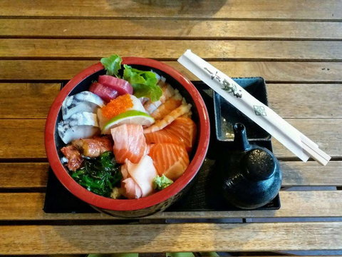 Sushi Momji - Gold Coast Attractions 0