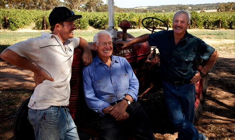 TeAro Estate - Gold Coast Attractions 1