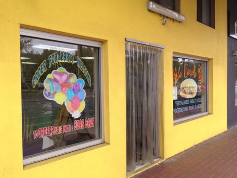 Mai's Lunch Bar - Gold Coast Attractions 0