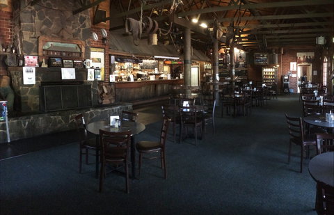 Murrumbateman Country Inn Bistro - Gold Coast Attractions 0