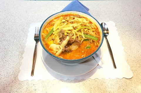 Raymonds At Malua Bay Bowling Club - Gold Coast Attractions 0