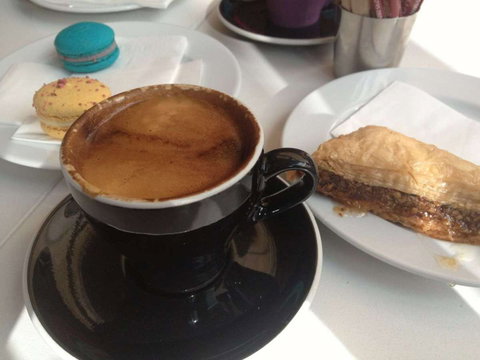 Strawberry Thief Patisserie - Gold Coast Attractions 0