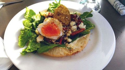 The Coffee Club - Bull Creek - Gold Coast Attractions 0