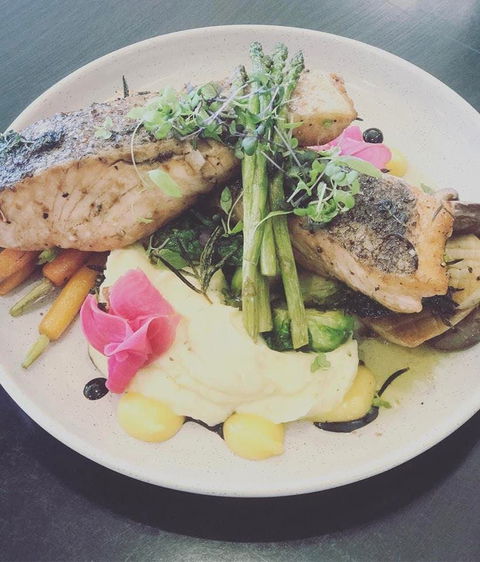 AJ's Cafe - Gold Coast Attractions 0