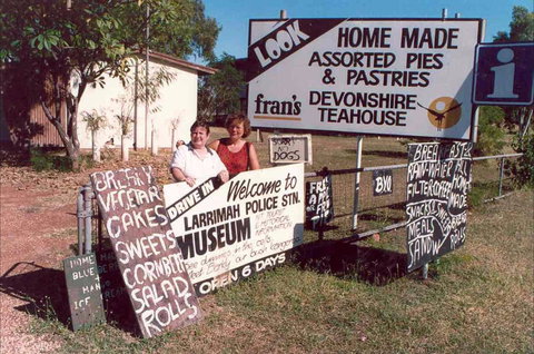 Fran's Devonshire Tea House - Gold Coast Attractions 0