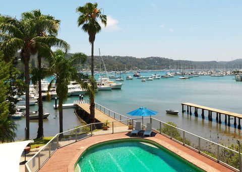 Metro Mirage Hotel Newport Restaurant & Bar - Gold Coast Attractions 0