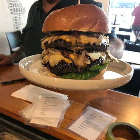 Fokker Burger - Gold Coast Attractions 0