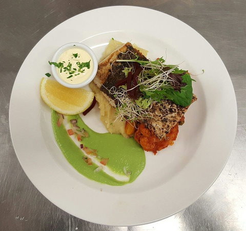 Himalayan Alfresco Restaurant & Cafe - Gold Coast Attractions 0