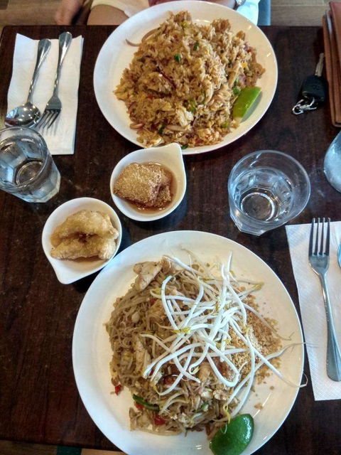 Thai Nakonlanna - Gold Coast Attractions 0