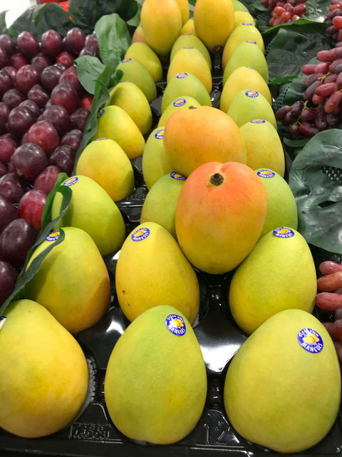 Waterside Fruit Connection - Gold Coast Attractions 0