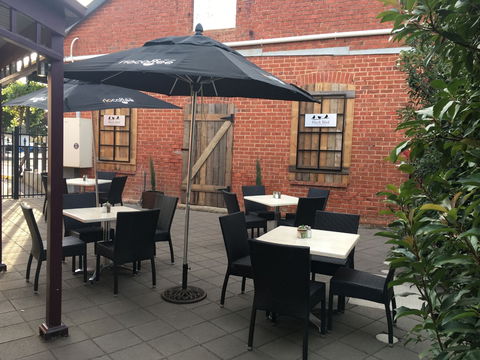 Black Bird Coffee House - Gold Coast Attractions 1