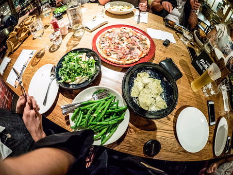 Dennys Kitchen - Gold Coast Attractions 1