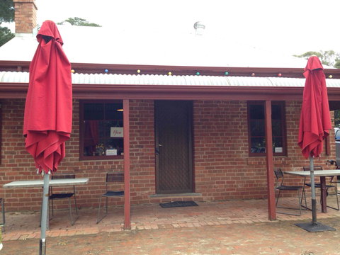 Kelsey Cottage Cafe - Gold Coast Attractions 0