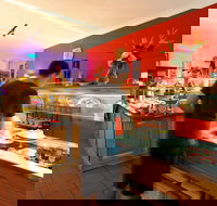 Roscoes Pizza - Gold Coast Attractions