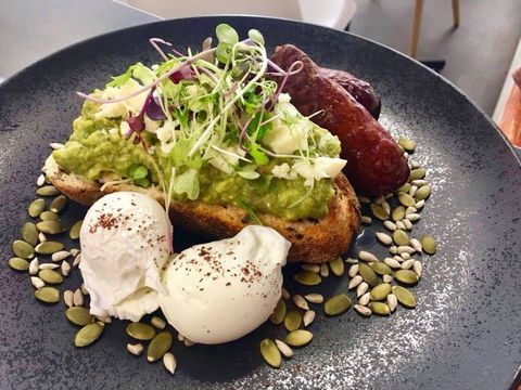 Tea'se Me Cafe - Gold Coast Attractions 0