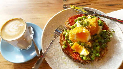 Two Birds Cafe - Gold Coast Attractions 0