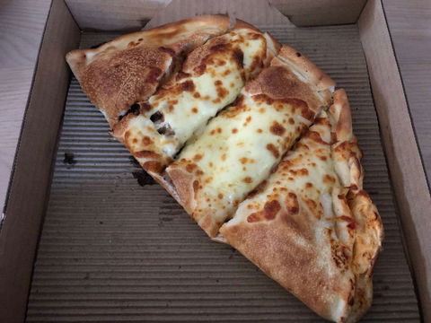 Anabella Pizza And Pasta - Gold Coast Attractions 0