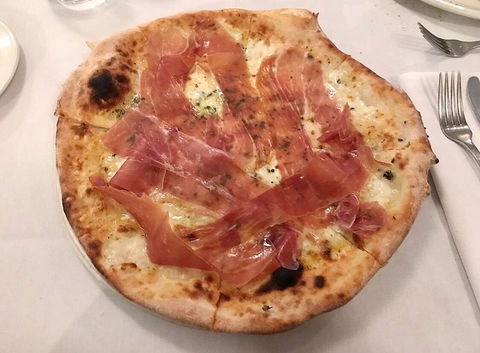Grappa Ristorante E Bar - Gold Coast Attractions 0