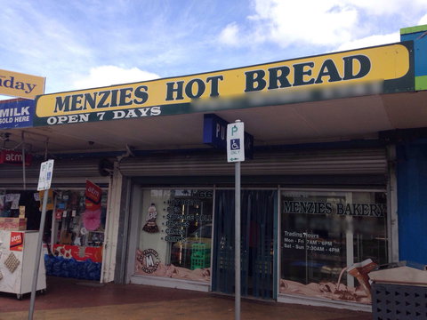 Menzies Hot Bread - Gold Coast Attractions 0