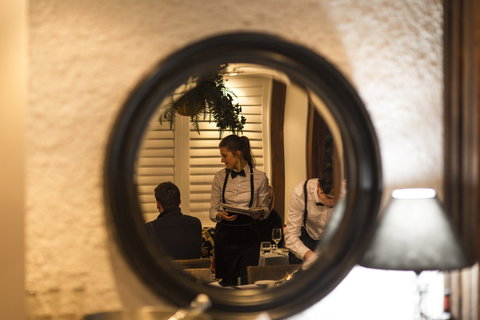 Sage - Gold Coast Attractions 1