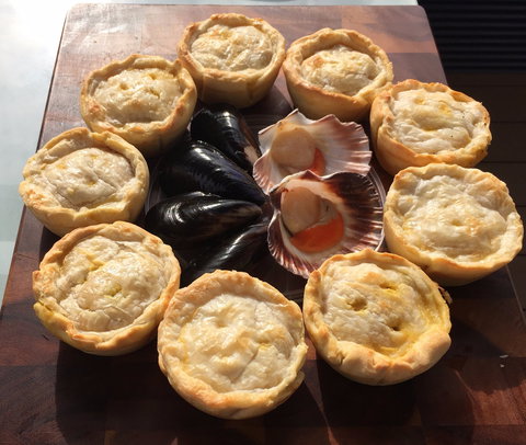 The Little Mussel Cafe - Gold Coast Attractions 2