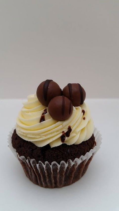 The Cup House - Gold Coast Attractions 0