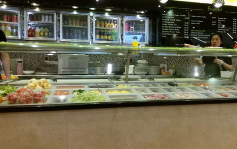 Zukka Cafe - Gold Coast Attractions 0