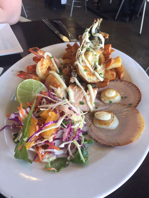 Fish On Parkyn - Gold Coast Attractions 0