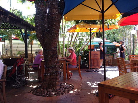 Shady Lane Cafe - Gold Coast Attractions 0