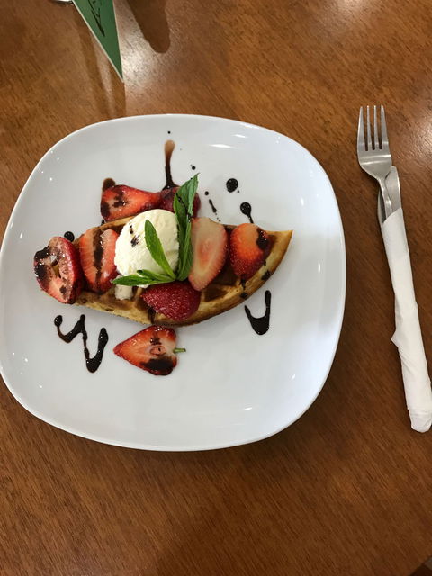 The Dragon Bowl - Gold Coast Attractions 0