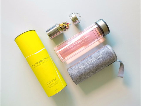 The Rabbit Hole Organic Tea Bar - Gold Coast Attractions 1