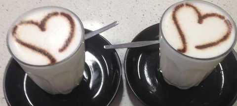 MoccaBella Cafe - Gold Coast Attractions 1