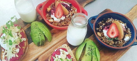 Blue Jay Cafe - Gold Coast Attractions 0