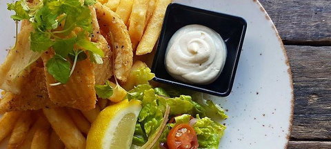Blue Jay Cafe - Gold Coast Attractions 3