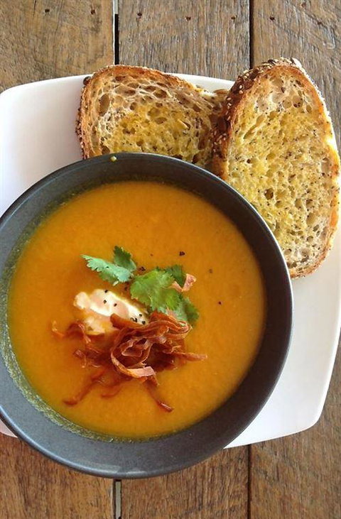 Blue Jay Cafe - Gold Coast Attractions 4