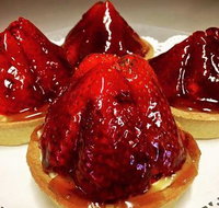 Essentially Fresh Deli  Catering - Gold Coast Attractions