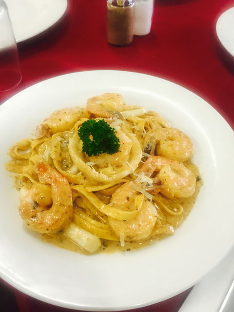 Woodford Seafood & Curry House - Gold Coast Attractions 5