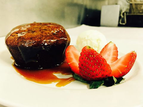 Woodford Seafood & Curry House - Gold Coast Attractions 0