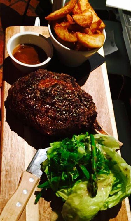 Hillston Bread Basket - Gold Coast Attractions 0