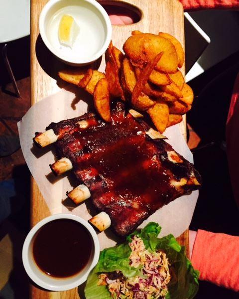 Hillston Bread Basket - Gold Coast Attractions 1