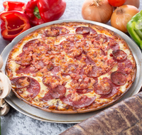 Roscoes Piazza - Gold Coast Attractions