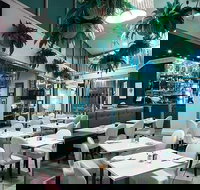 The Lazy Lobster - Gold Coast Attractions