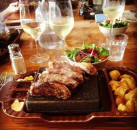 Stones at Dickys - Gold Coast Attractions