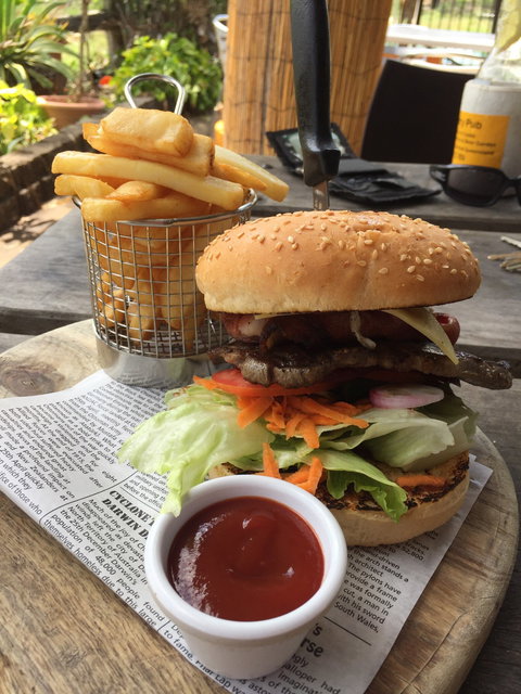 The Caves Country Pub - Gold Coast Attractions 8